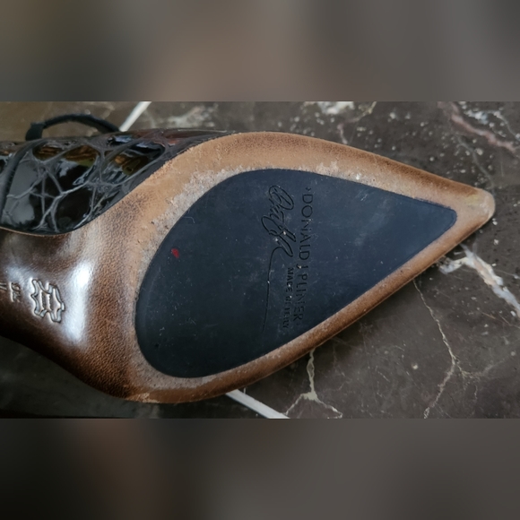 Donald J Pliner Couture Charo Croc Leather High Heel Pumps ITALY - Picture 8 of 8